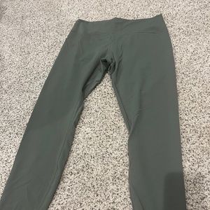 Size 16 Lululemon leggings